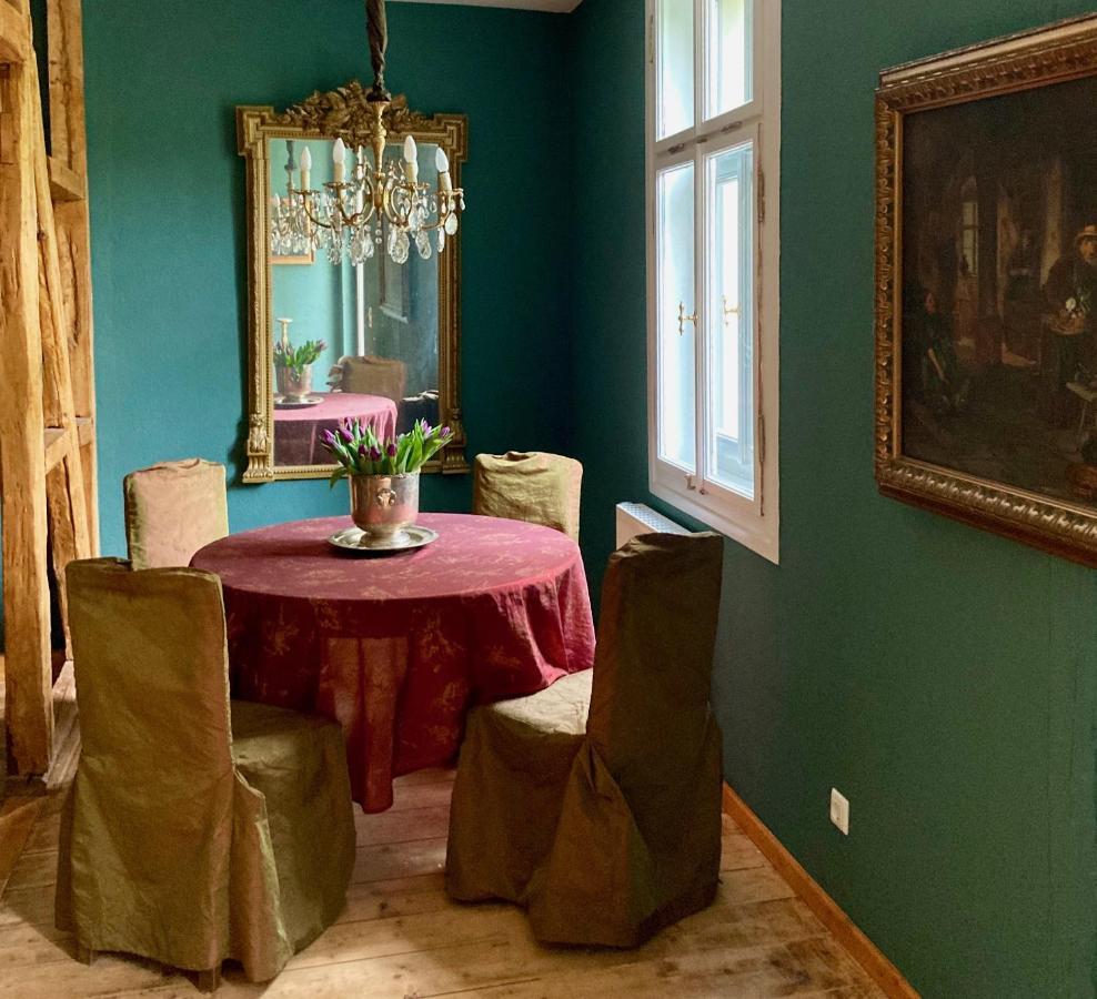 Jagdschloss Hummelshain B&B ภายนอก รูปภาพ