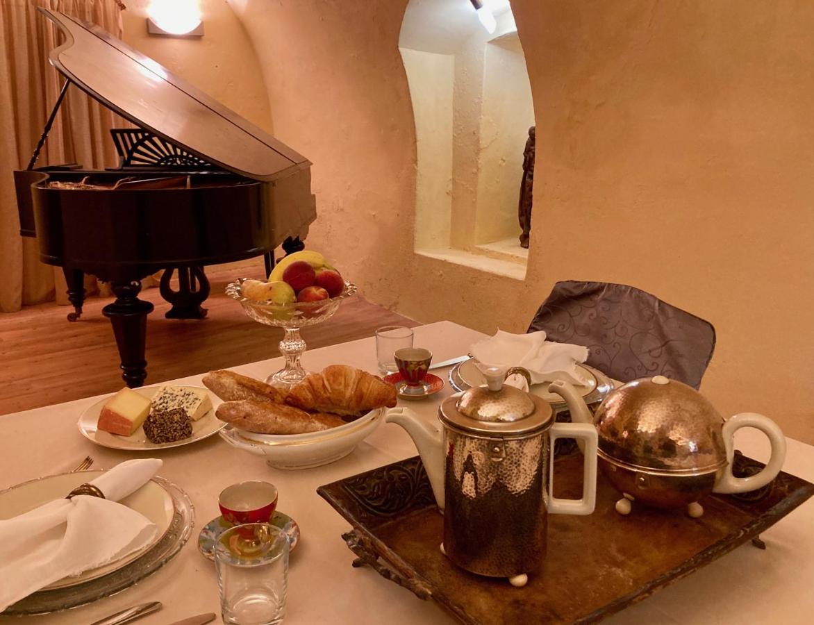 Jagdschloss Hummelshain B&B ภายนอก รูปภาพ