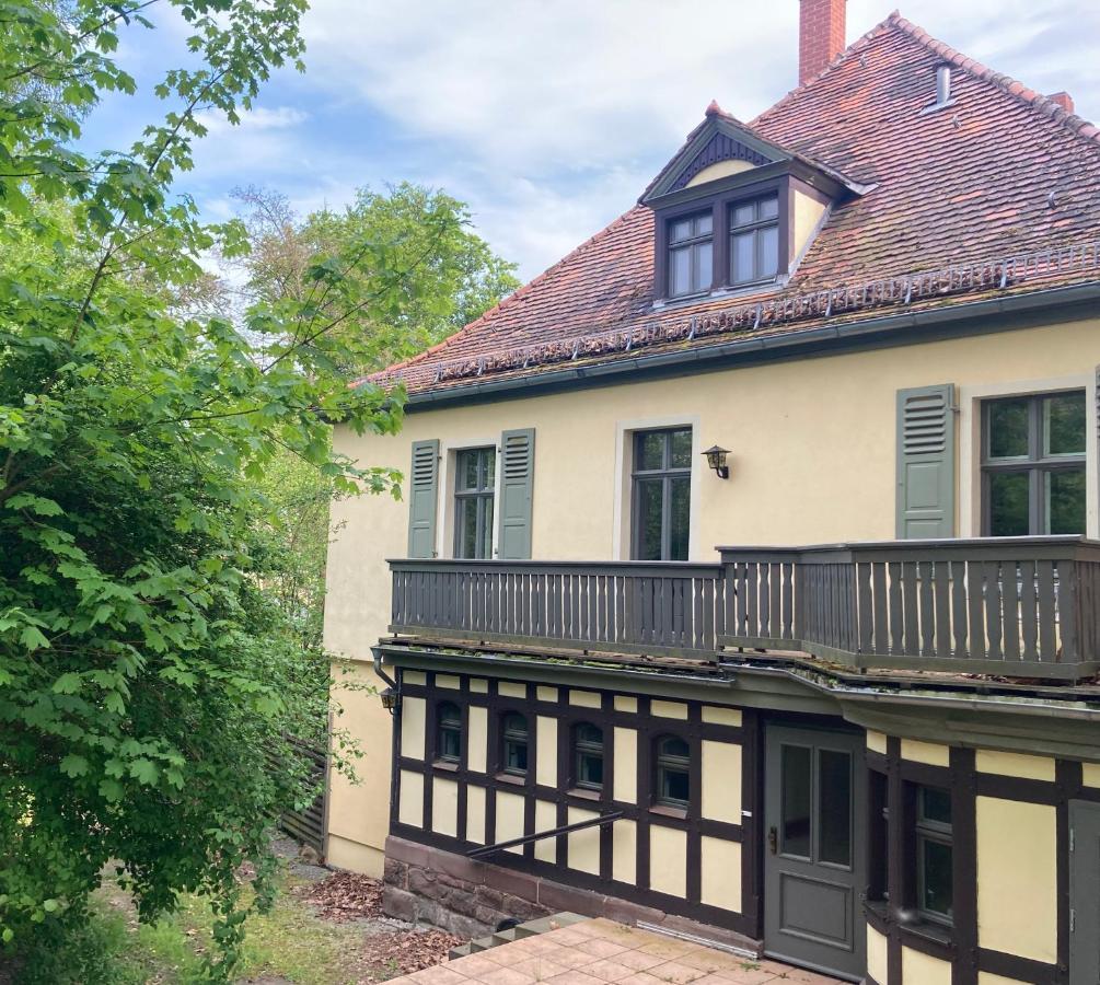 Jagdschloss Hummelshain B&B ภายนอก รูปภาพ